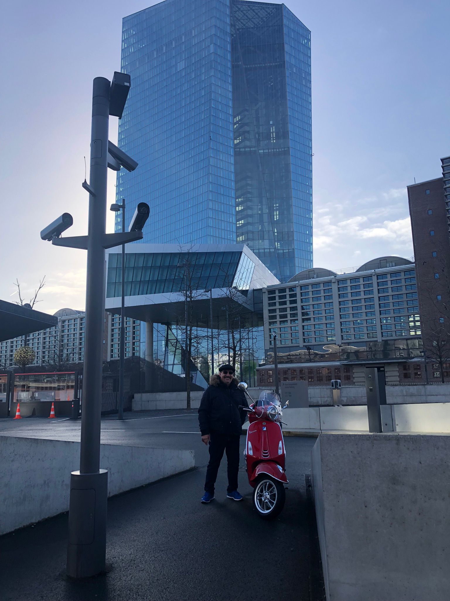 Francoforte Banca Europea 
        Febbraio 2022